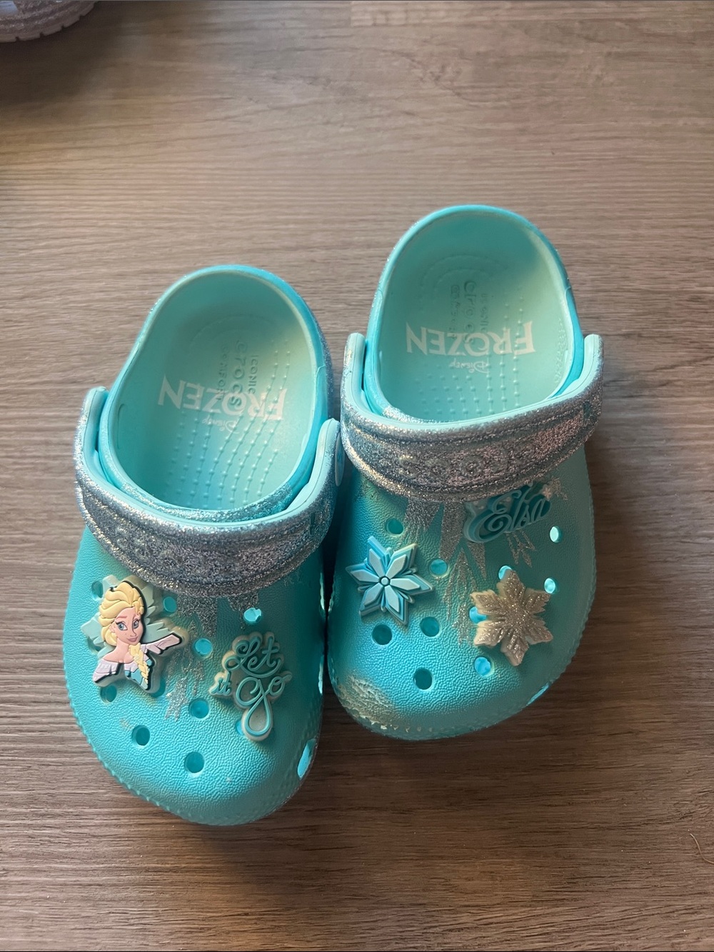 CROCS Teal Glitter Strap Kids Clogs with Frozen Charms